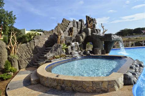 4m tambayan resort|Four “M” Farm Resort .